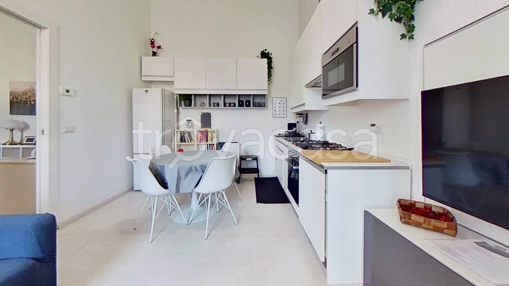 appartamento in vendita a Milano in zona Isola