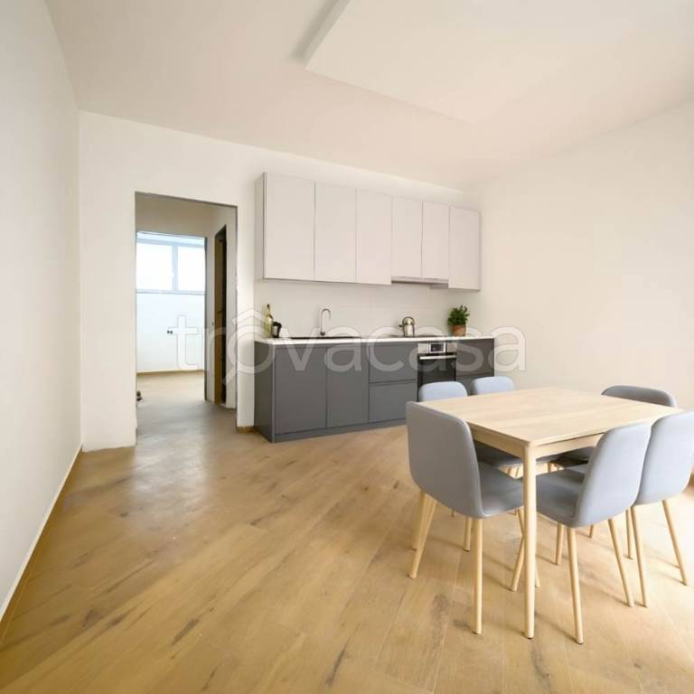 appartamento in vendita a Milano in zona Il Portello