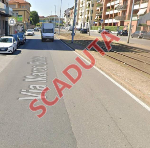 pentavano in vendita a Milano