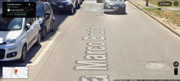 negozio in vendita a Milano in zona Lambrate