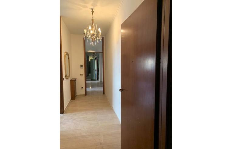 appartamento in vendita a Milano in zona XXII Marzo