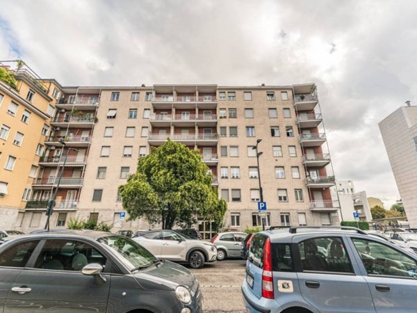 appartamento in vendita a Milano in zona Affori