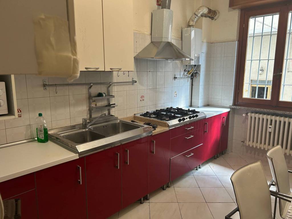 appartamento in vendita a Milano in zona Piazzale Lodi