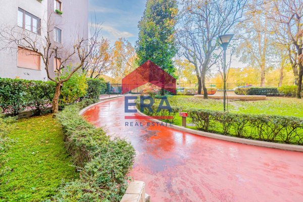 ufficio in vendita a Milano in zona Porta Romana