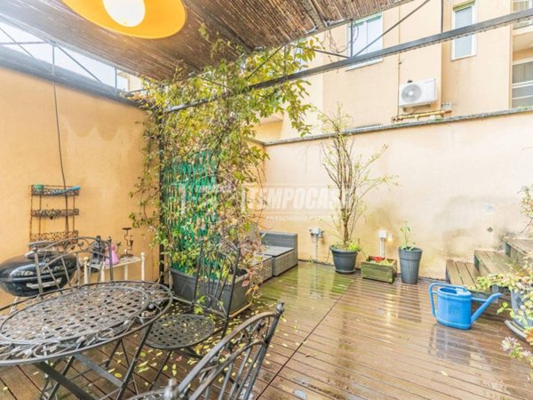 appartamento in vendita a Milano in zona Isola