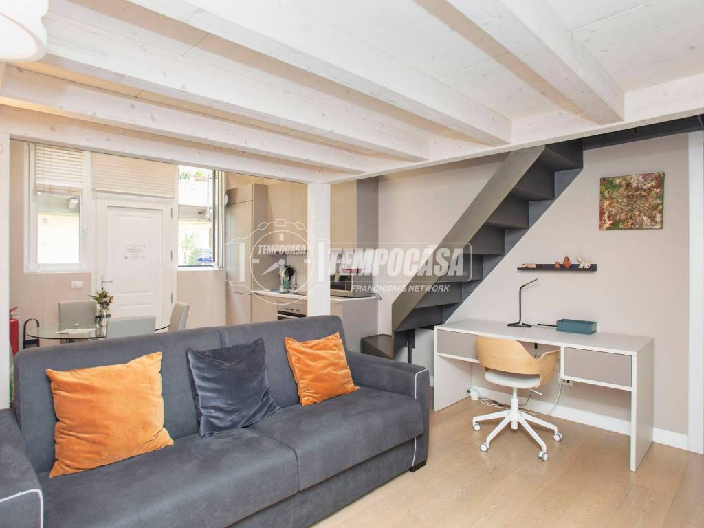 appartamento in vendita a Milano in zona Isola