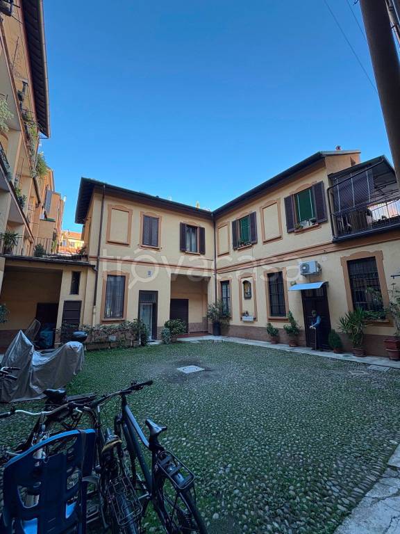 appartamento in vendita a Milano in zona Isola