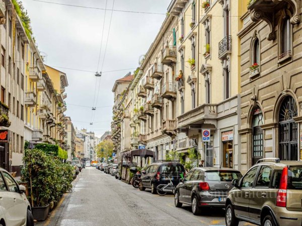 appartamento in vendita a Milano in zona Centro Direzionale