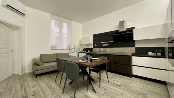 appartamento in vendita a Milano in zona Porta Vittoria