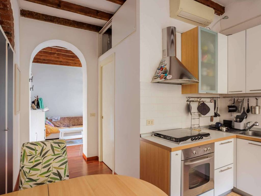 appartamento in vendita a Milano in zona Porta Romana