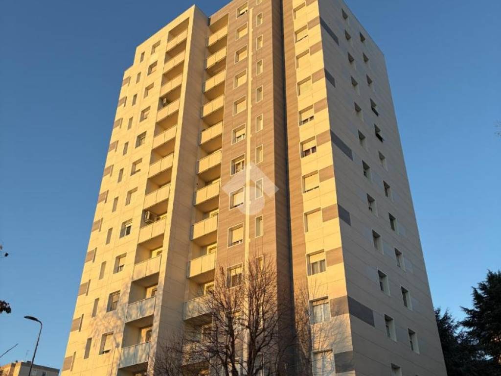 appartamento in vendita a Milano in zona Trenno