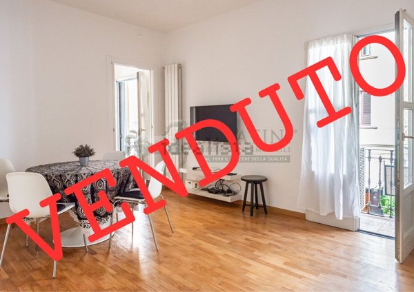 appartamento in vendita a Milano in zona Porta Nuova