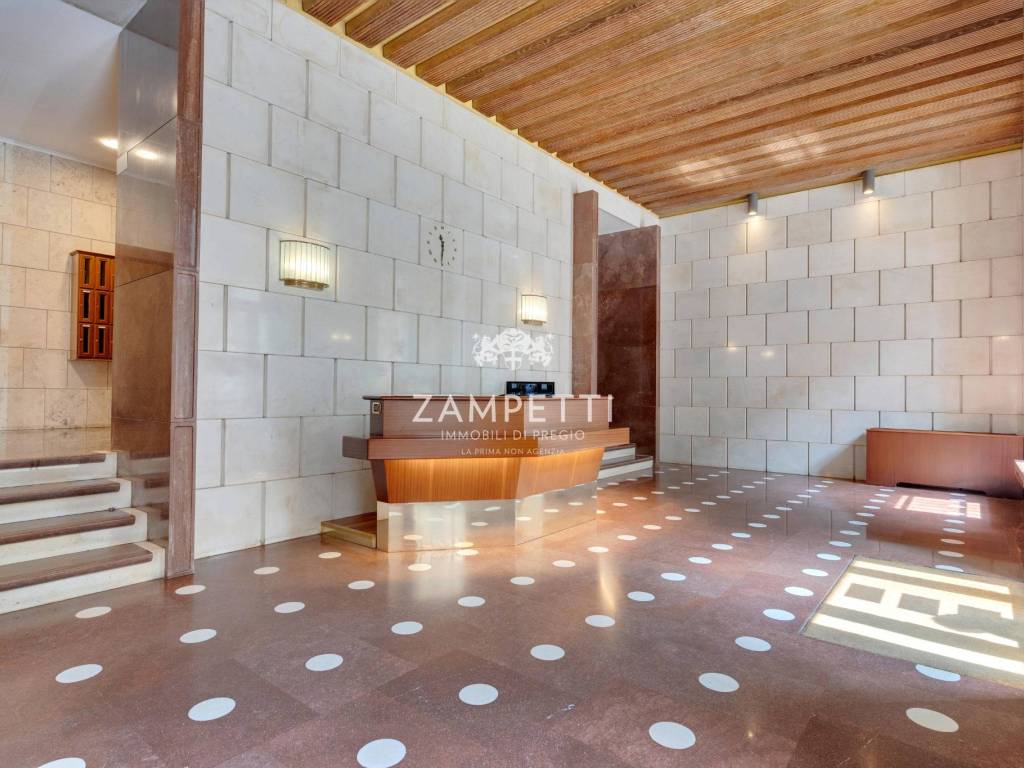 appartamento in vendita a Milano in zona Centro Direzionale