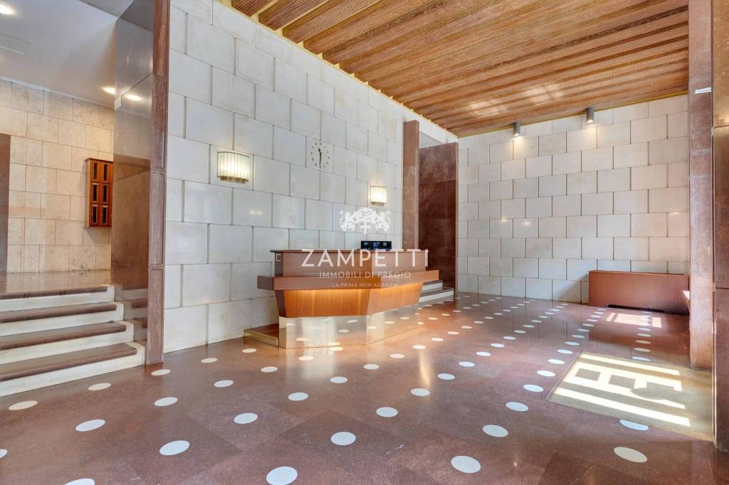 appartamento in vendita a Milano in zona Porta Venezia