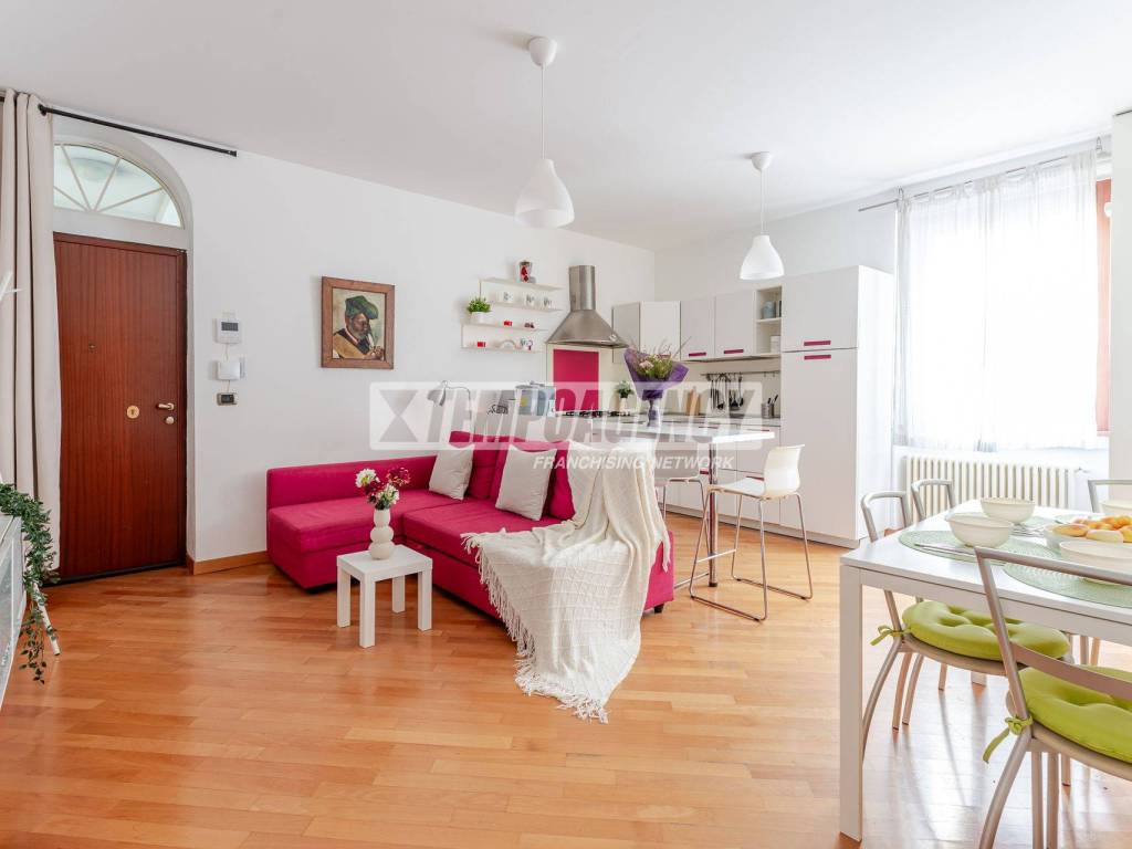 appartamento in vendita a Milano in zona Porta Venezia