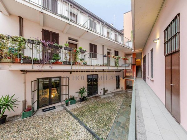 appartamento in vendita a Milano in zona Chiesa Rossa