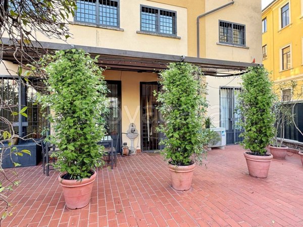 appartamento in vendita a Milano in zona Barona