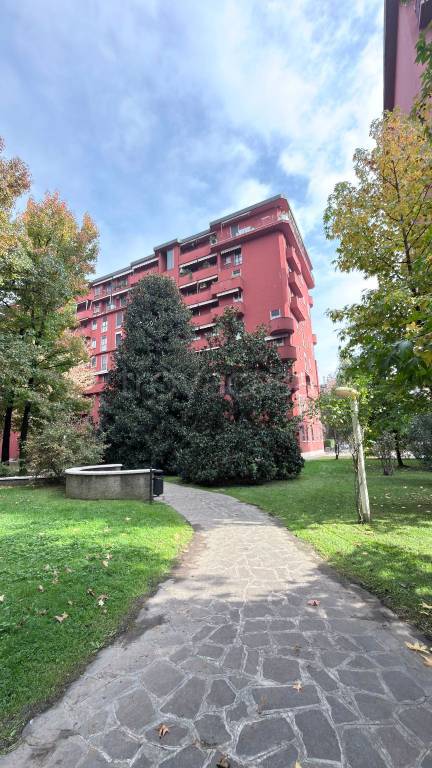 appartamento in vendita a Milano in zona Piazzale Lodi