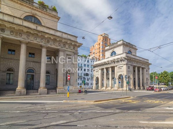 intera palazzina in vendita a Milano in zona Porta Venezia