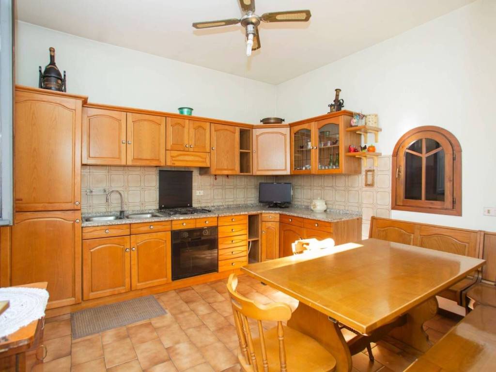 appartamento in vendita a Milano in zona Porta Romana