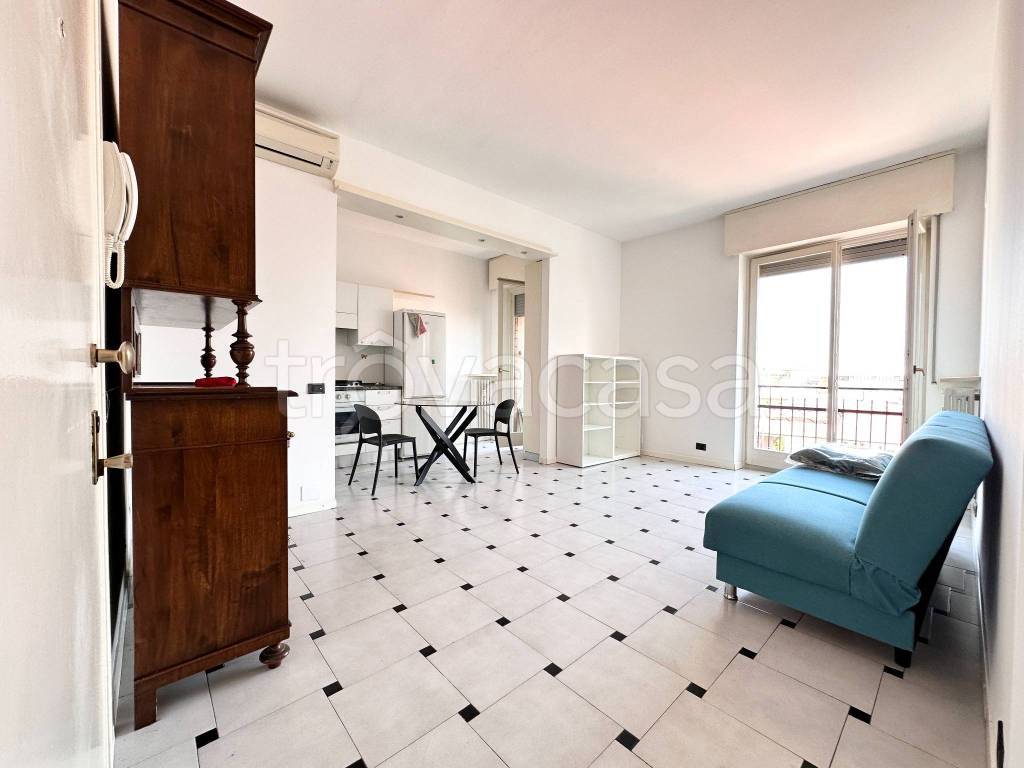 appartamento in vendita a Milano in zona Loreto