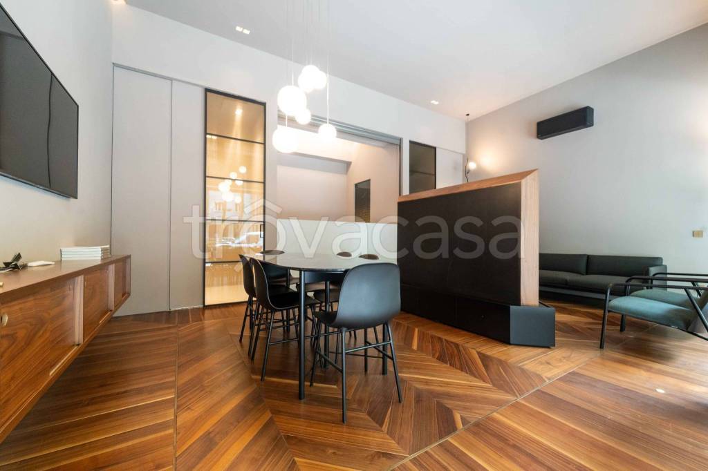 negozio in vendita a Milano in zona Porta Venezia