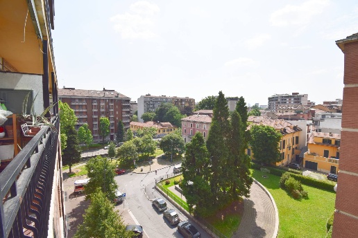 appartamento in vendita a Milano in zona Gorla
