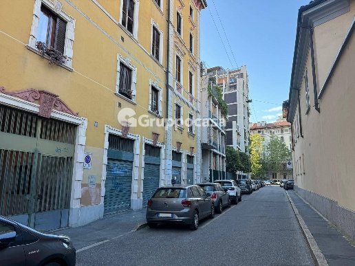 appartamento in vendita a Milano in zona Sempione