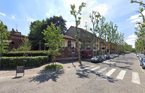 negozio in vendita a Milano in zona Musocco