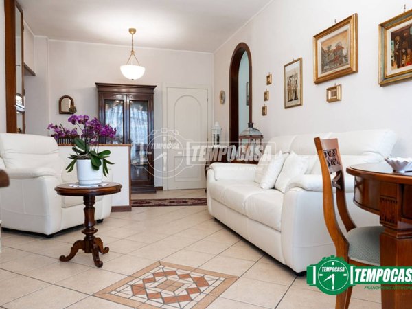 appartamento in vendita a Milano in zona QT8