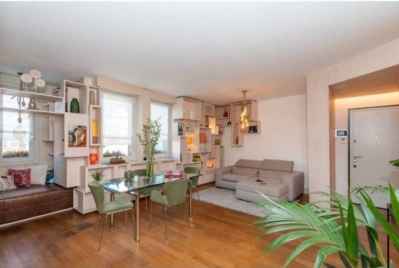 appartamento in vendita a Milano in zona Sempione