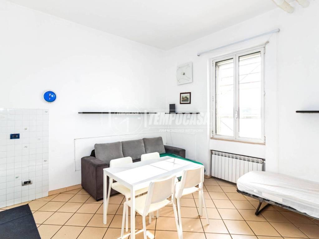 appartamento in vendita a Milano in zona Rogoredo