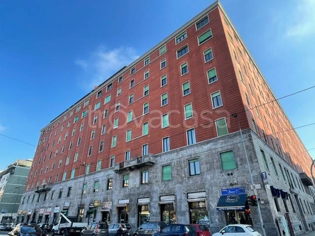 negozio in vendita a Milano in zona Loreto