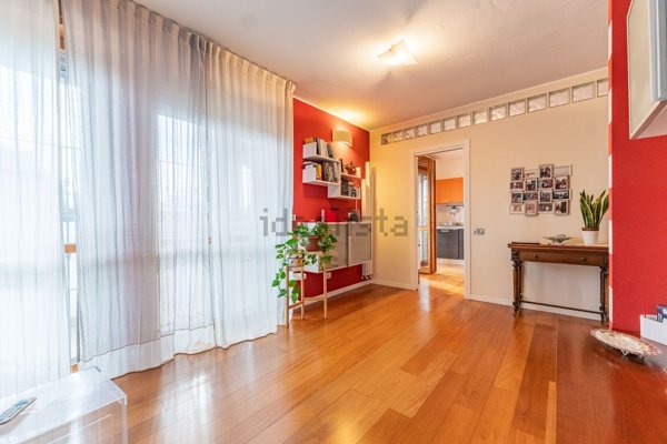 appartamento in vendita a Milano in zona Lambrate