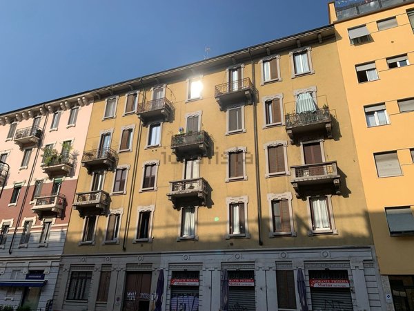 appartamento in vendita a Milano in zona Porta Genova