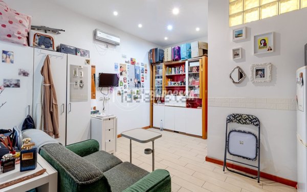 appartamento in vendita a Milano in zona Piazzale Lodi