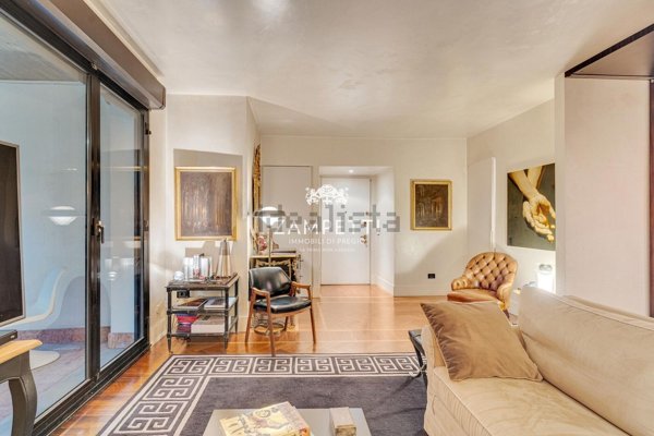 appartamento in vendita a Milano in zona Porta Garibaldi