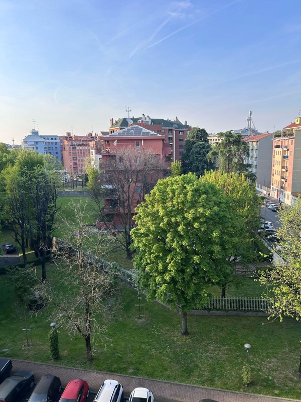 appartamento in vendita a Milano in zona Chiesa Rossa