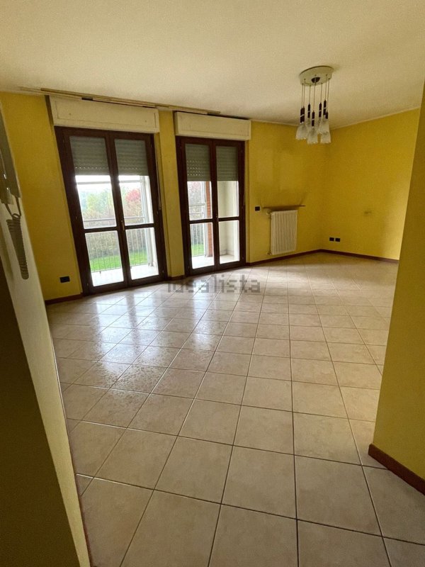 appartamento in vendita a Milano in zona Famagosta