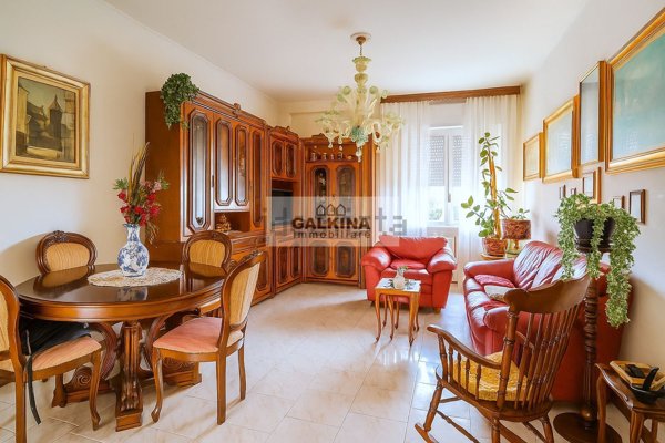 appartamento in vendita a Milano in zona Lorenteggio