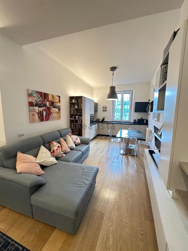 appartamento in vendita a Milano in zona Dergano