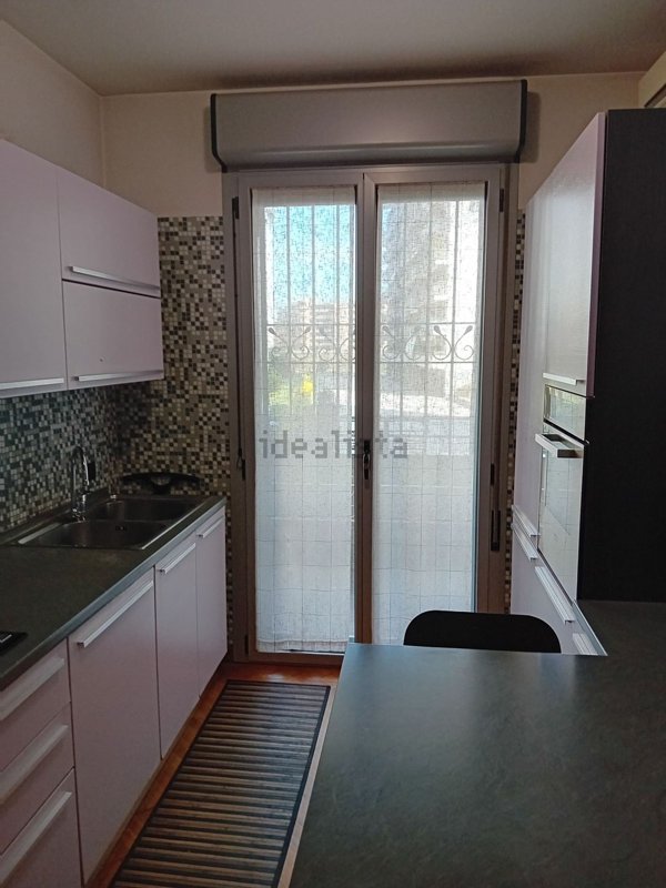 appartamento in vendita a Milano in zona Rogoredo