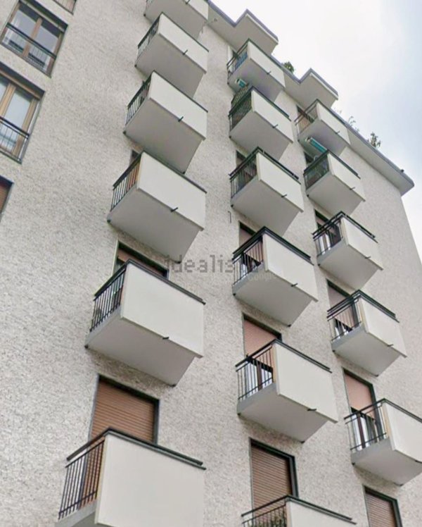 appartamento in vendita a Milano in zona Corvetto