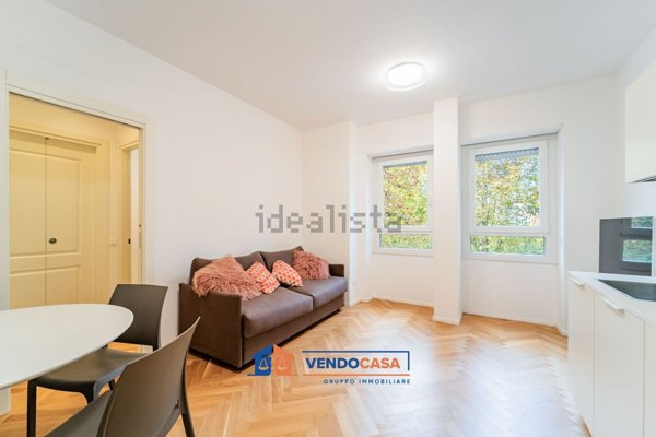 appartamento in vendita a Milano in zona Sempione