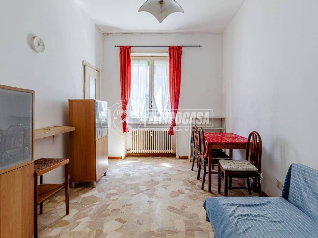 appartamento in vendita a Milano in zona Corvetto