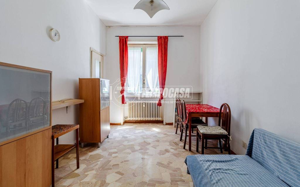 appartamento in vendita a Milano in zona Corvetto