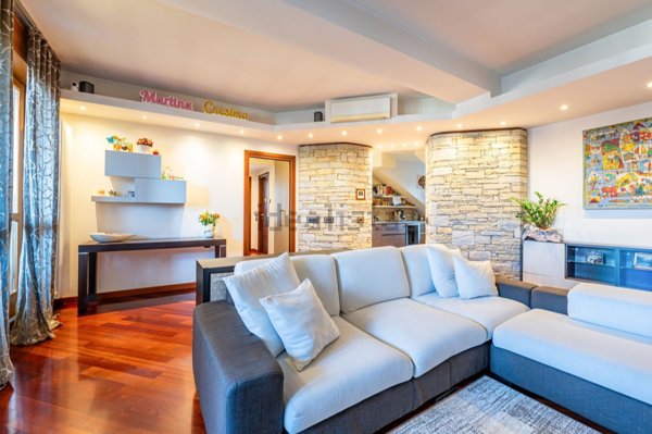 appartamento in vendita a Milano in zona Isola