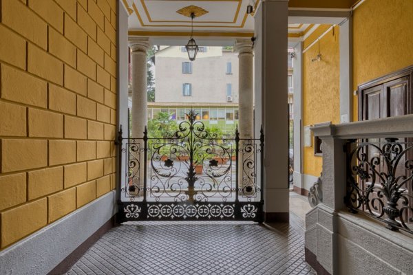 appartamento in vendita a Milano in zona Porta Venezia