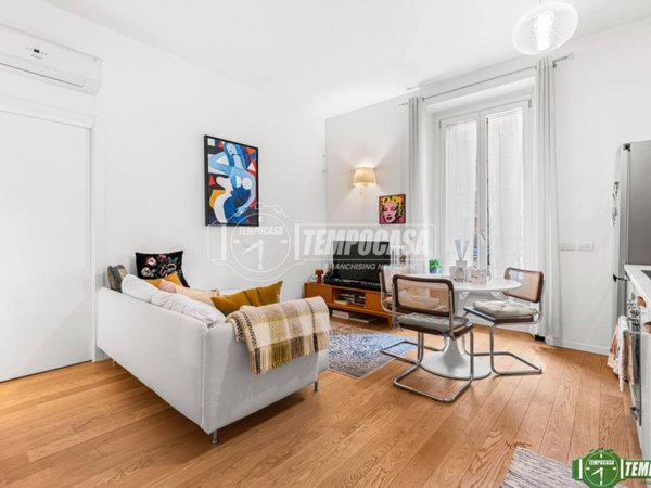 appartamento in vendita a Milano in zona Porta Nuova