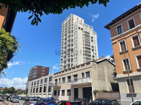 appartamento in vendita a Milano in zona Maggiolina